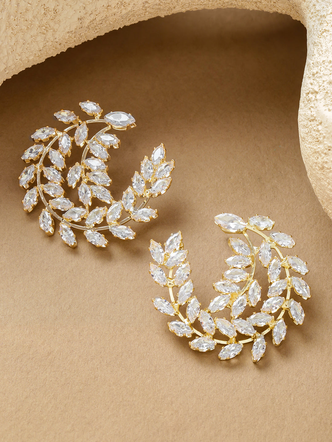 【Rubans】 Round Leaf Stud Earrings｜ラウンドリーフ オーバーサイズ スタッドイヤリング