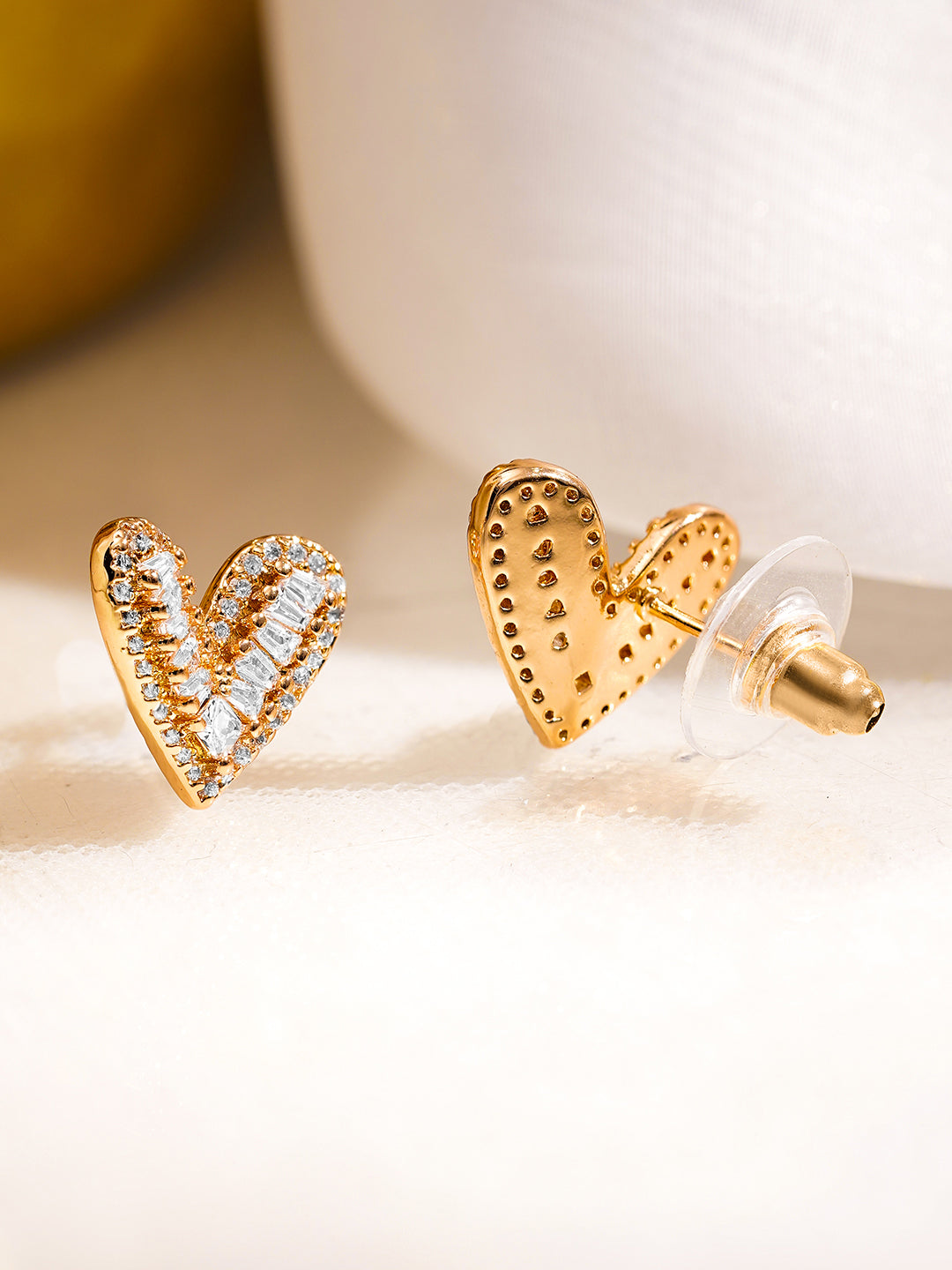 Rubans 18K Gold-Plated Heart-Shaped Sparkling Cubic Zirconia Stud Earrings フリーサイズ