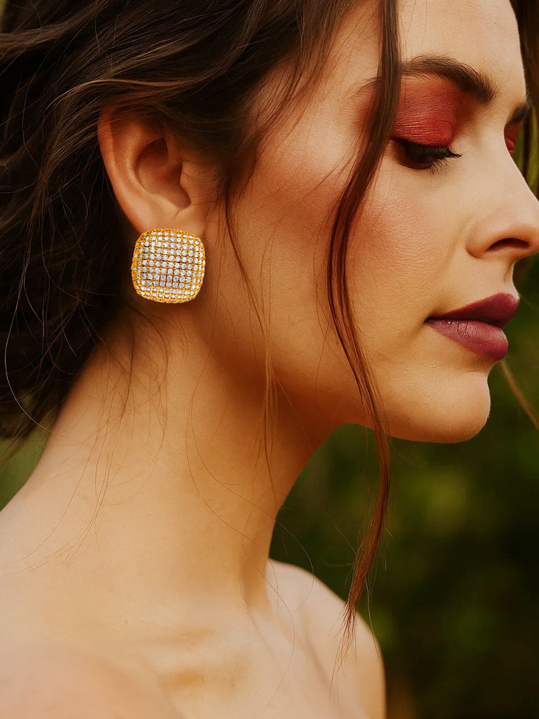 Golden Crystal Canvas Stud Earrings フリーサイズ