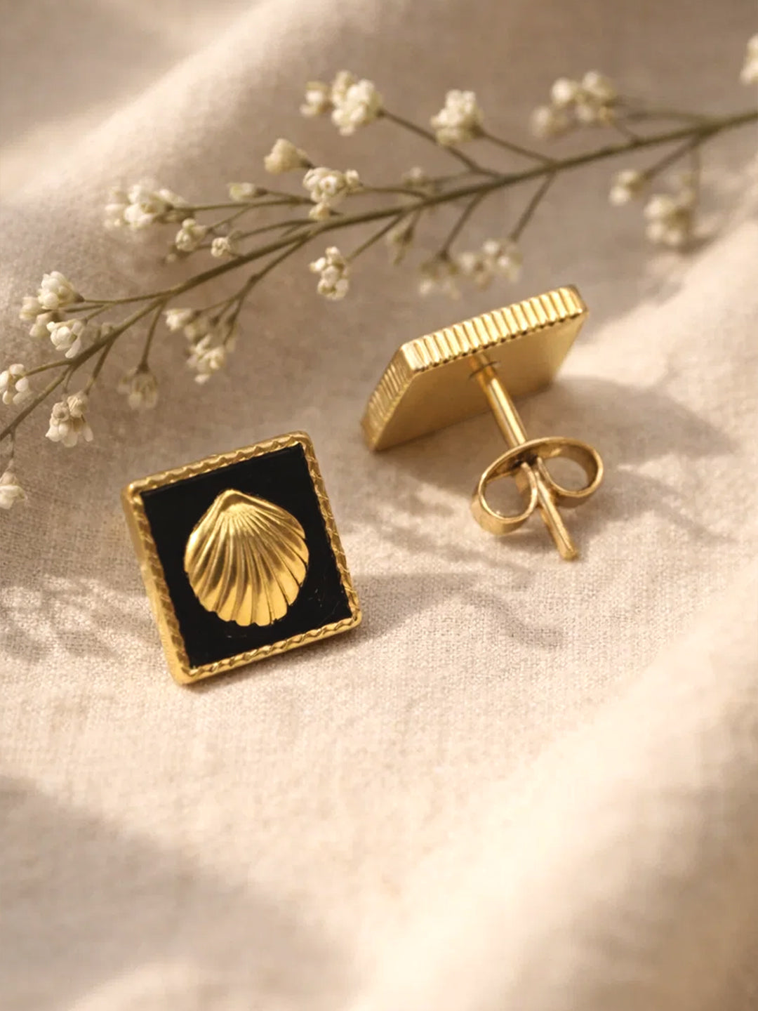 Demi Fine 18K Gold Plated Stainless steel Geometric Shell Stud Earrings Length - 1 cm