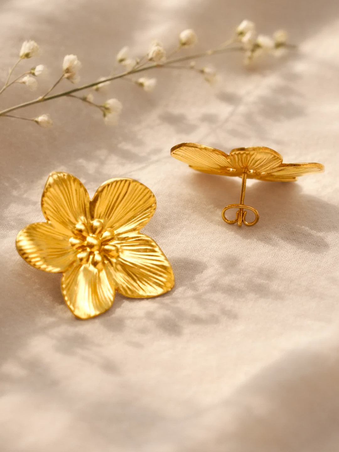 Demi Fine 18K Gold Plated Stainless steel Floral Textured Stud Earrings Length - 3 cm