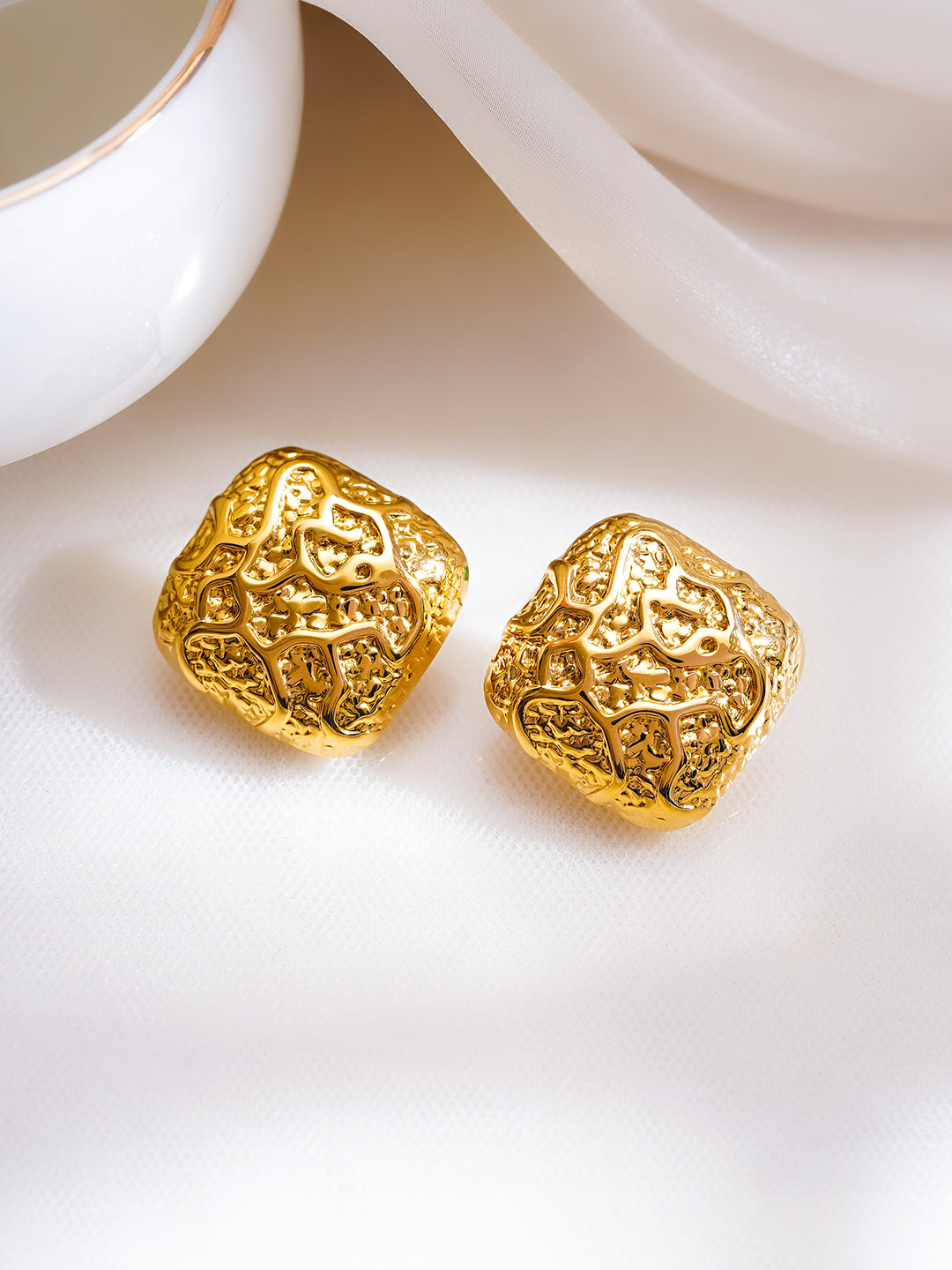 Demi Fine 18K Gold Plated Stainless Steel Statement Stud Earrings フリーサイズ