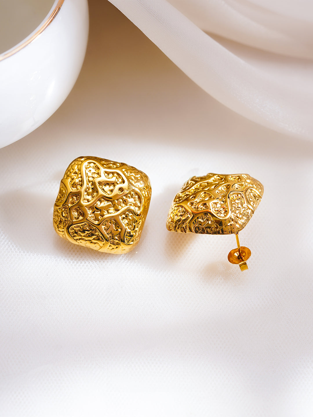 Demi Fine 18K Gold Plated Stainless Steel Statement Stud Earrings フリーサイズ