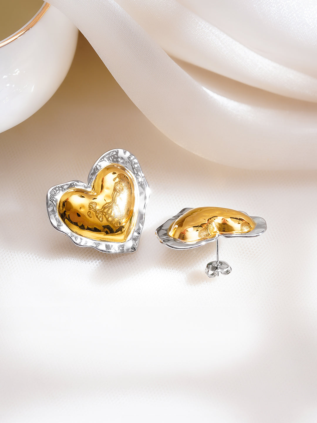 Demi Fine Dual Tone Stainless Steel Molten Heart Stud Earrings フリーサイズ