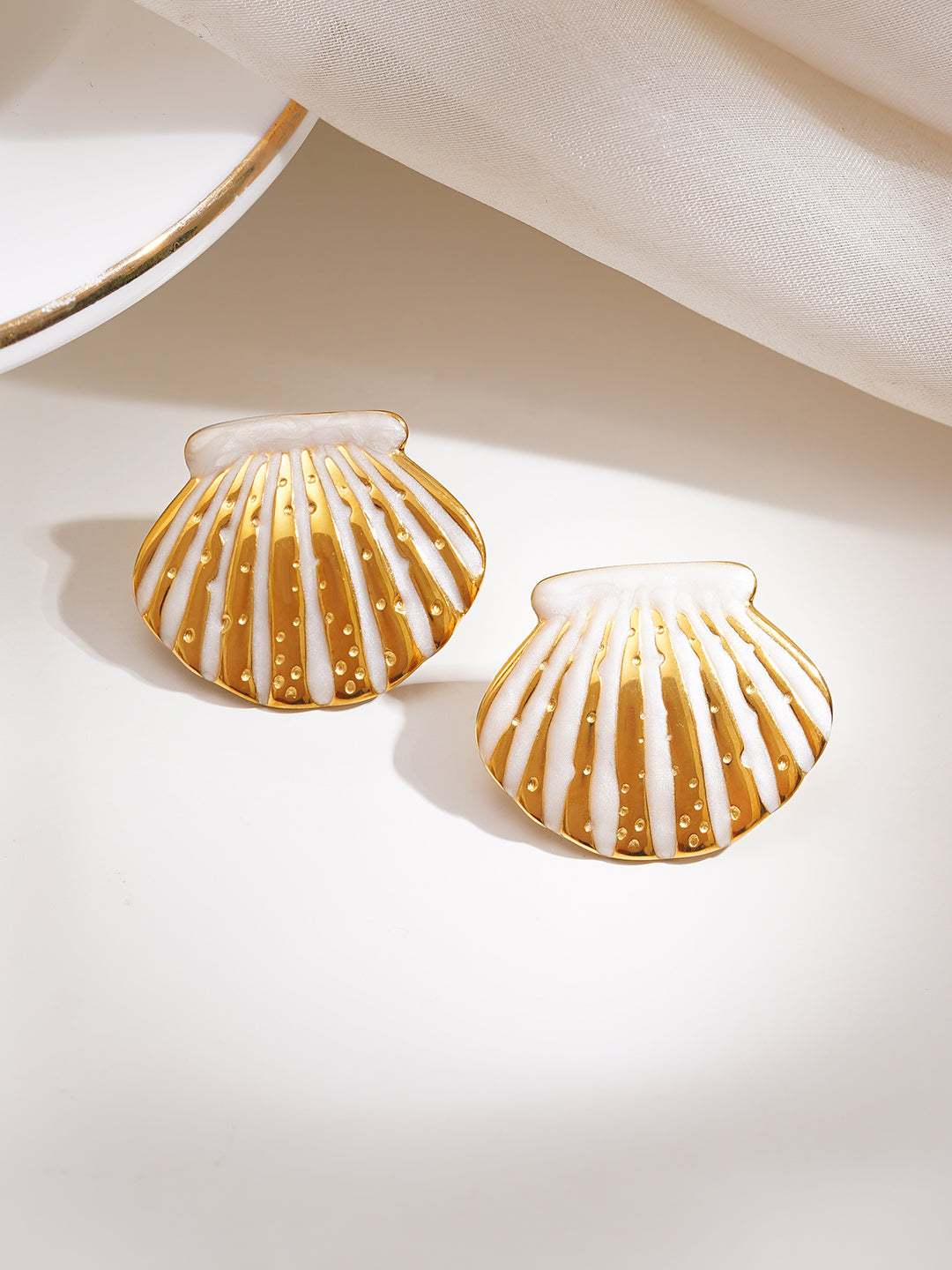 Demi Fine 18K Gold Plated Stainless steel Coastal Shell Statement Studs Earrings Length - 2 cm