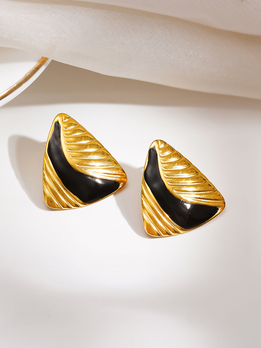 Demi Fine 18K Gold Plated Stainless steel Black & Gold Sculpted Studs Earrings Length - 2.5 cm