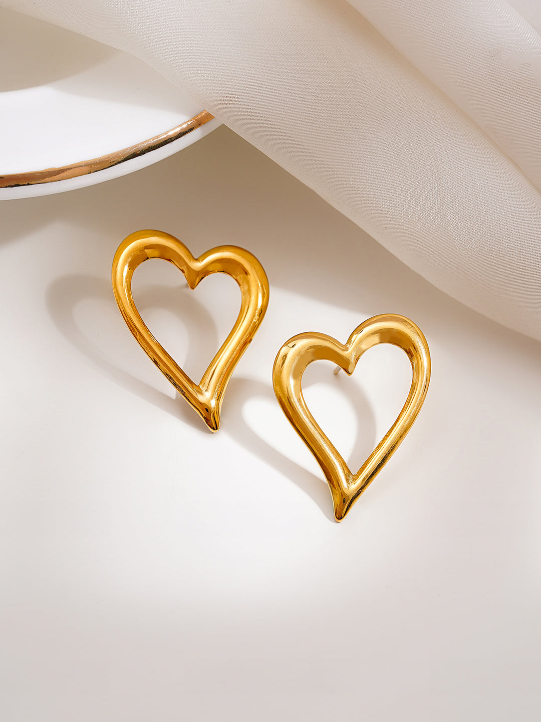 Demi Fine 18K Gold Plated Stainless steel Heart Outline Statement Studs Length - 3 cm