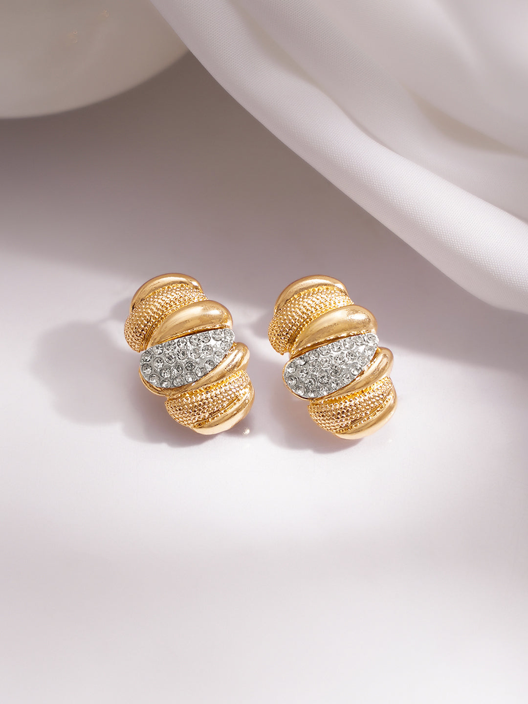【Rubans】 Gold Plated Ribbed Dome minimial Stud Earrings｜ゴールドメッキ リブド ドーム ミニマル スタッドイヤリング