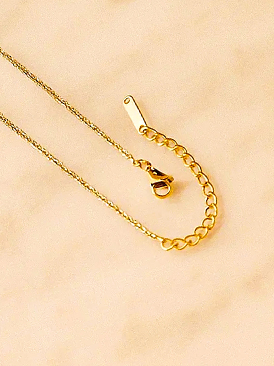 Gold Toned Heart Pendant フリーサイズ