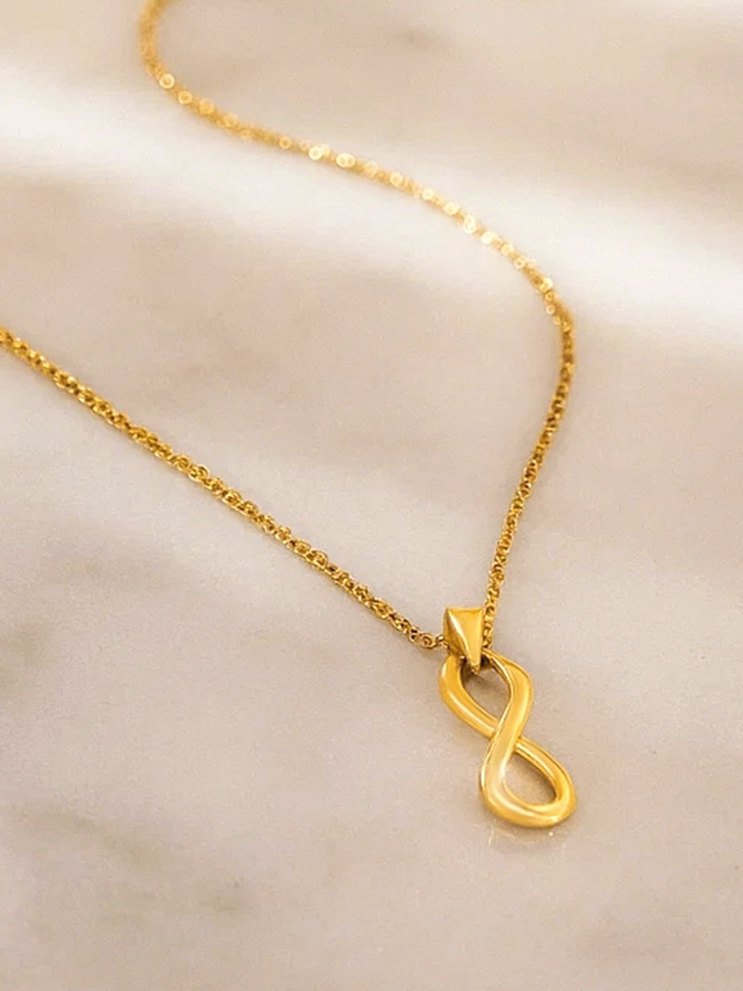 Gold Toned Infinity Pendant フリーサイズ