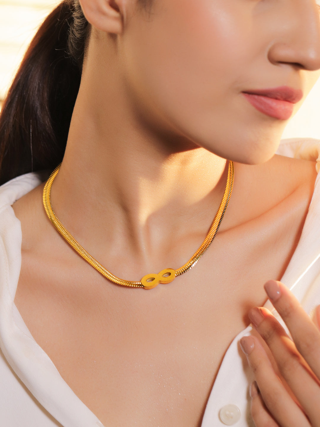 Infinity Gold Toned Snake Chain Necklace フリーサイズ