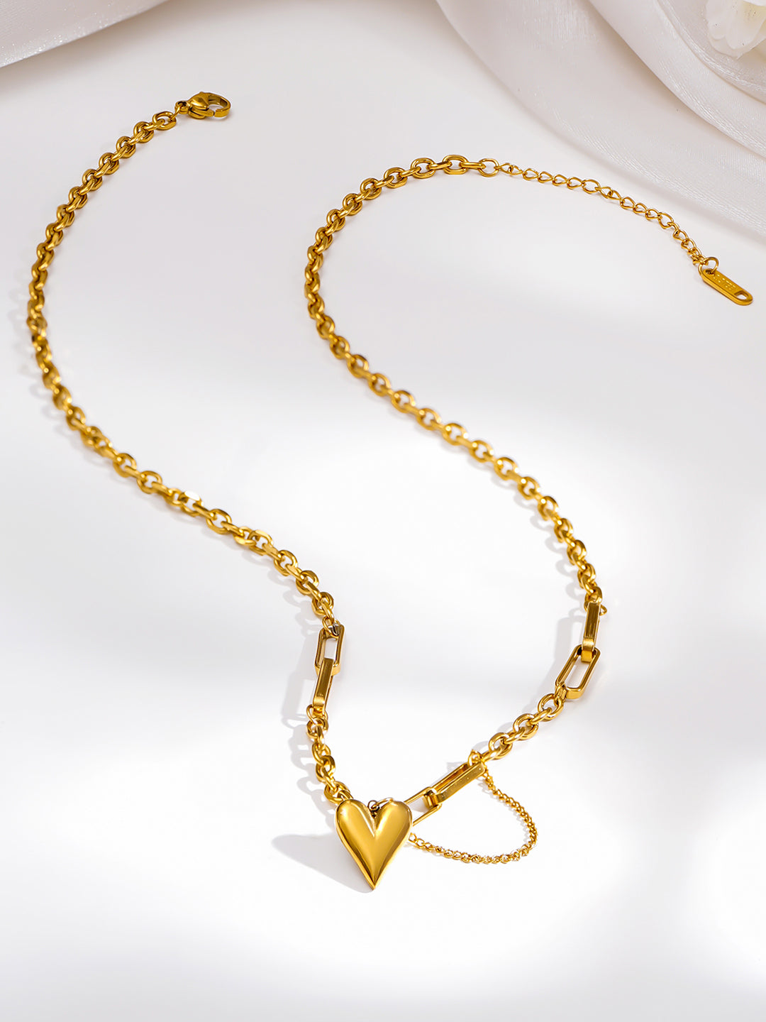 Demi Fine 18K Gold Plated Stainless steel Curb Chain Heart Pendant Necklace Length - 24.8 cm