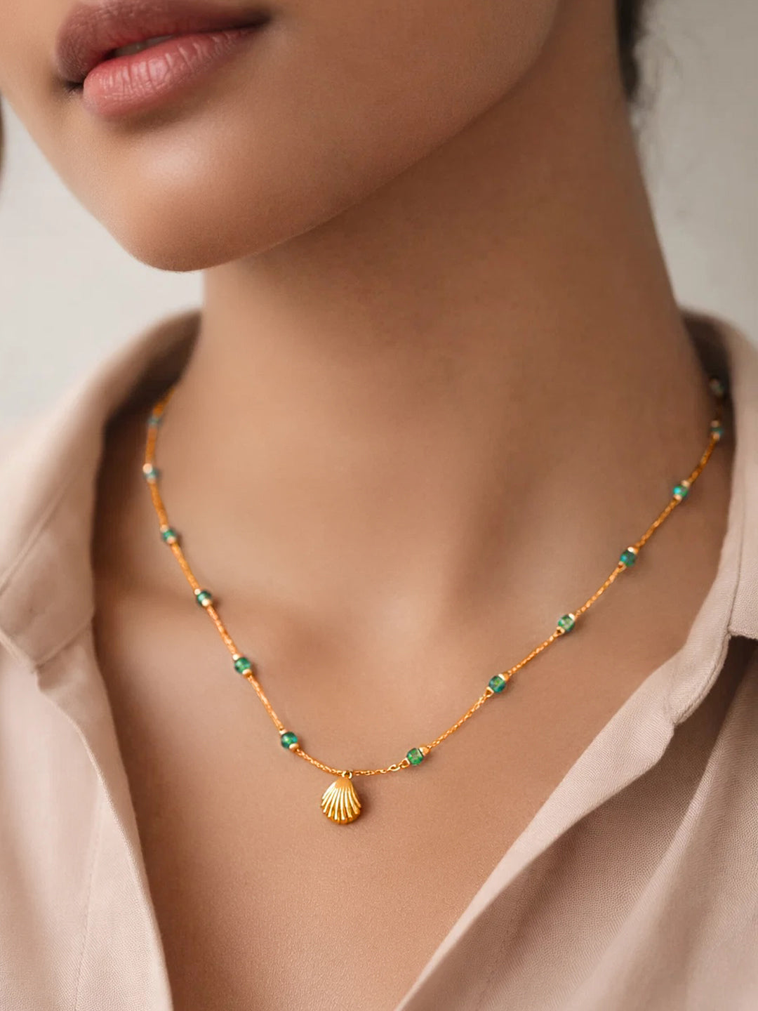 Demi Fine 18K Gold Plated Stainless steel Green Beaded Chain Shell Necklace Length - 21 cm