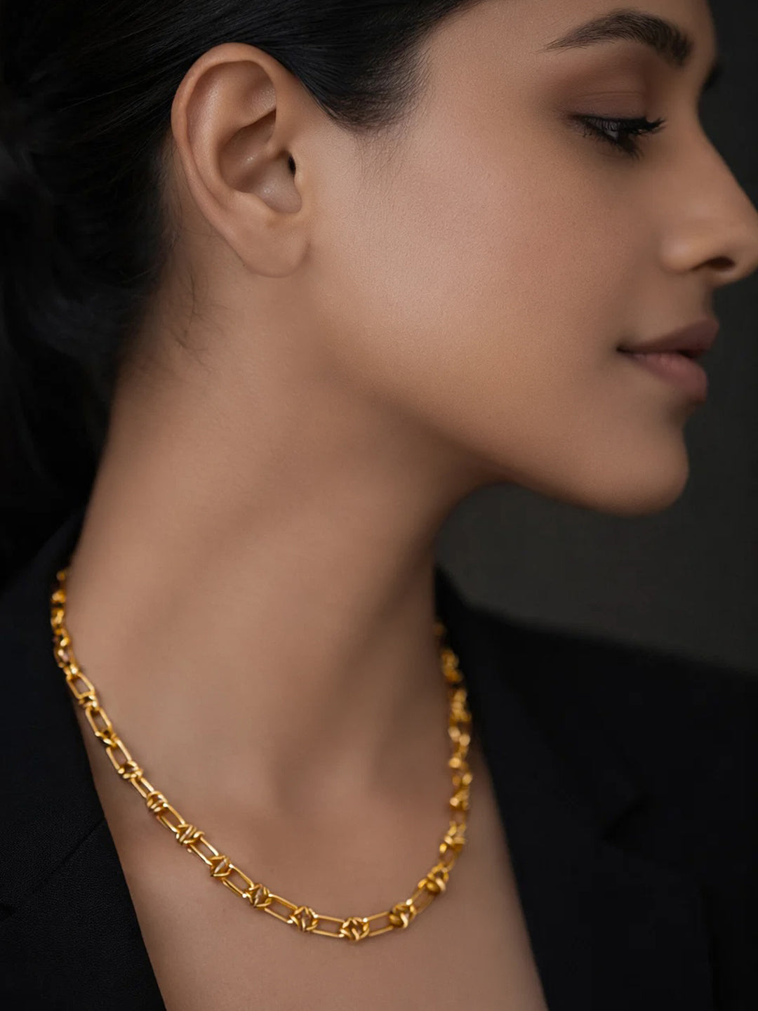 Demi Fine 18K Gold Plated Stainless steel Knot Chunky Link Chain Necklace Length - 21 cm