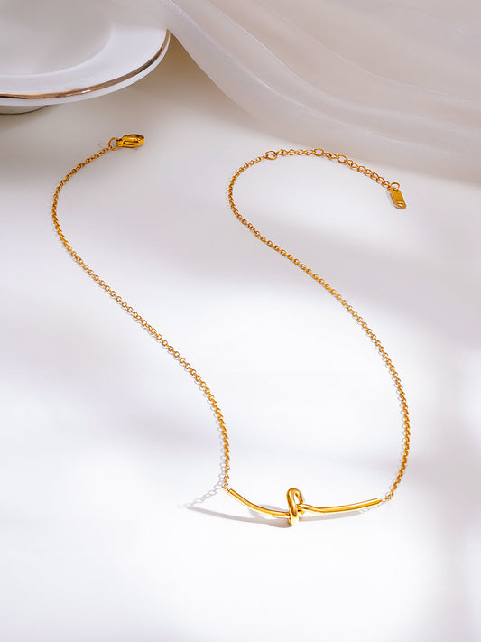 Demi Fine 18K Gold Plated Stainless Steel Minimal Knot Bar Necklace フリーサイズ