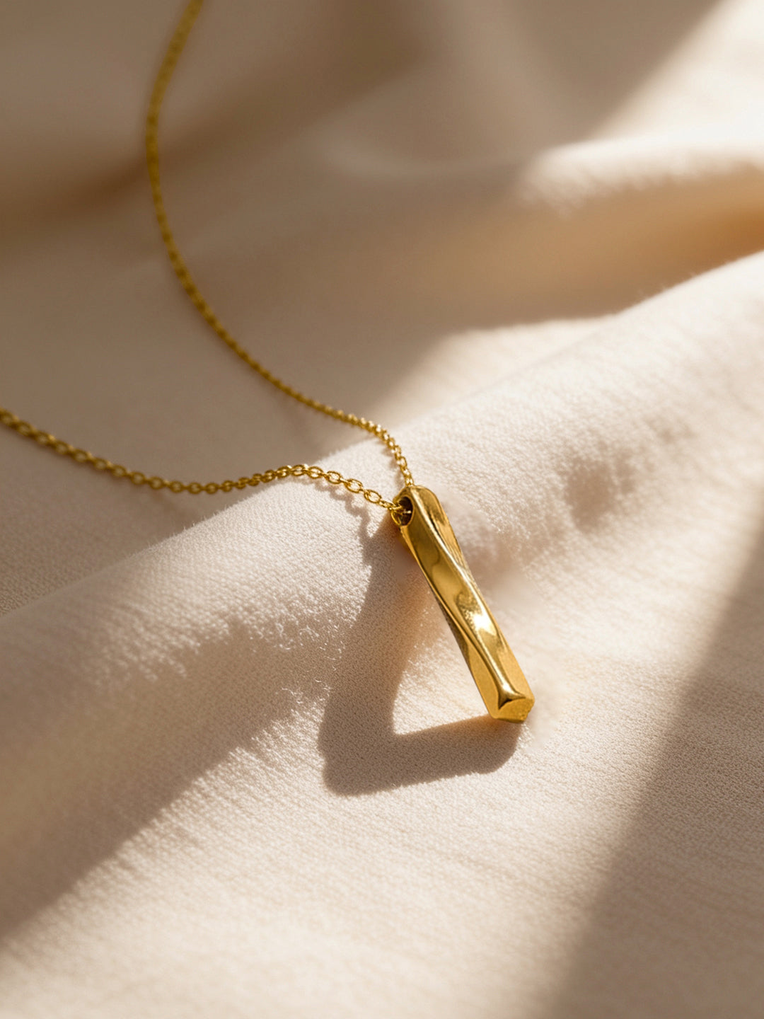 Demi Fine 18K Gold Plated Stainless steel Golden Line Pendant Chain Length - 24 cm