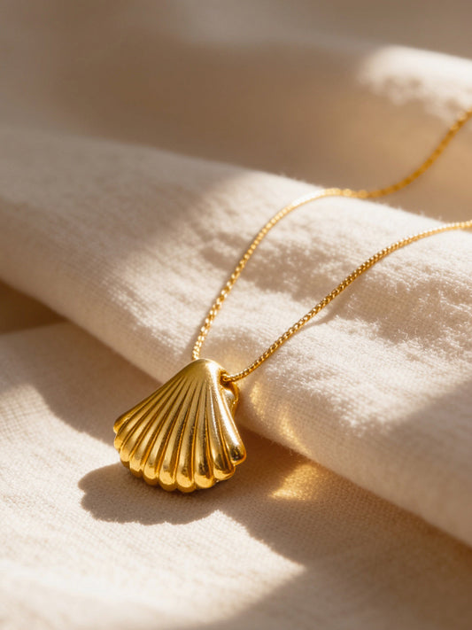 Demi Fine 18K Gold Plated Stainless steel Shell Pendant Snake Chain Necklace Length - 41 cm