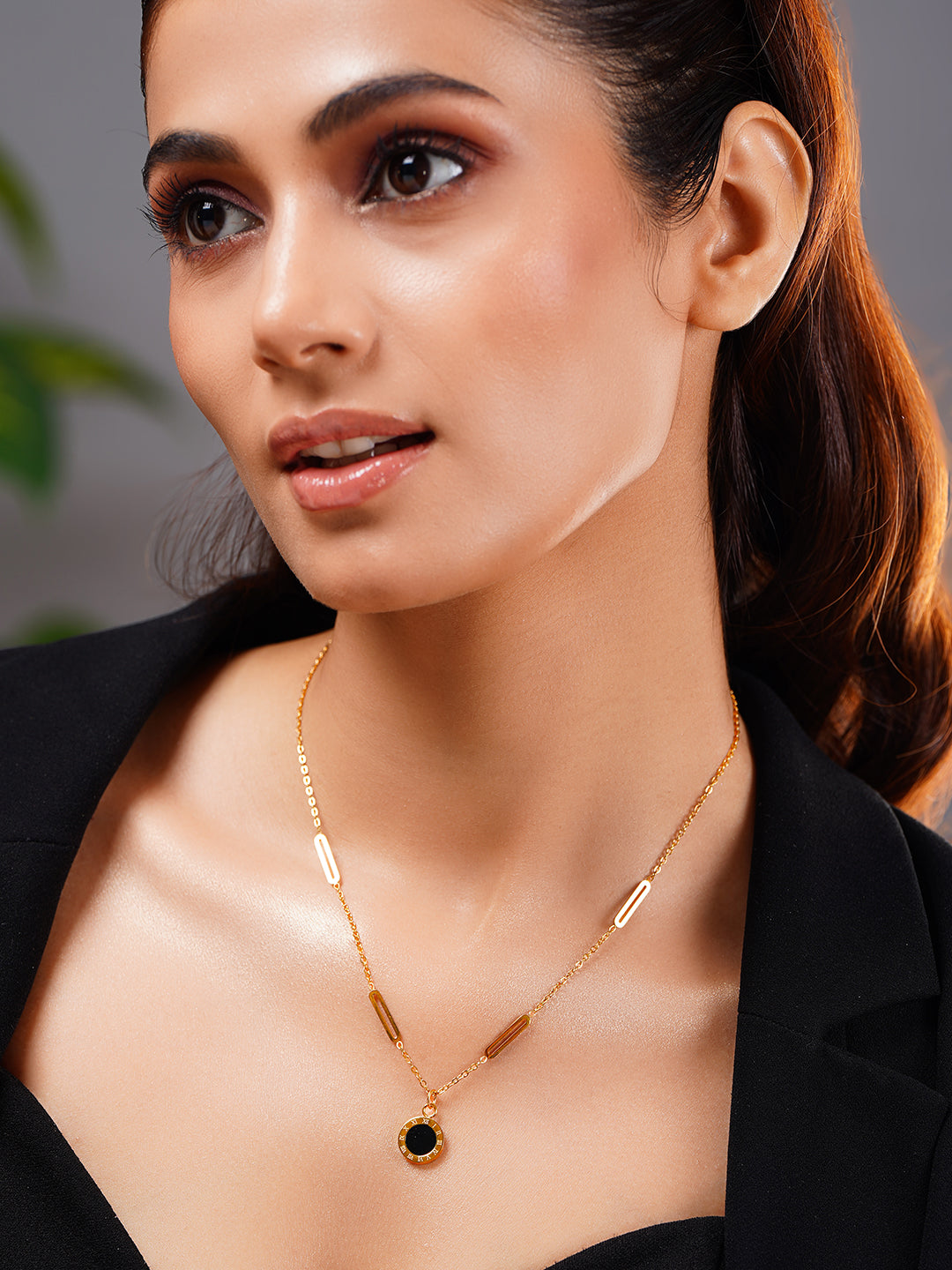 Demi Fine 18K Gold Plated Stainless steel Timeless Charm Pendant Chain Length - 21 cm