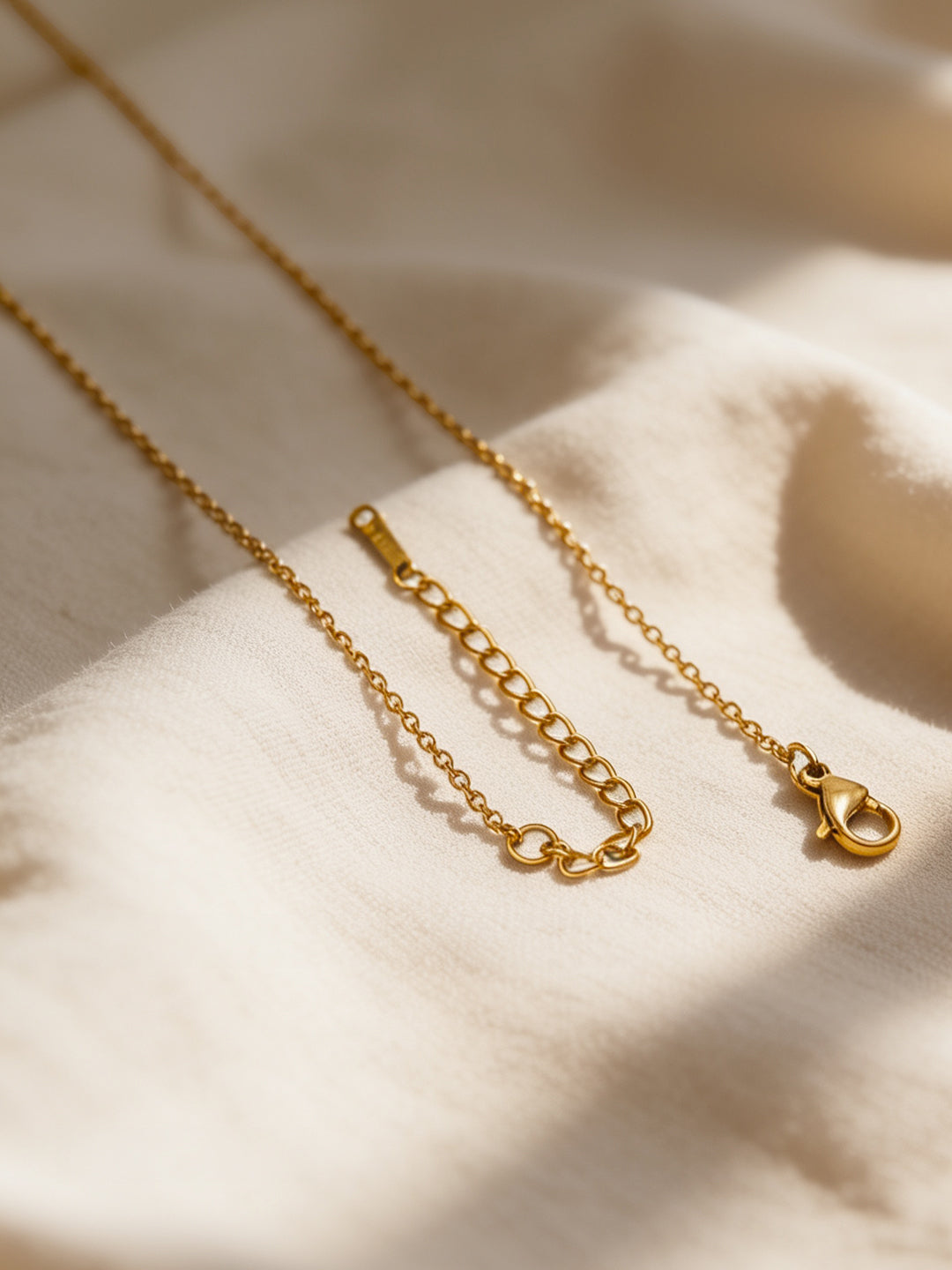 Demi Fine 18K Gold Plated Stainless steel Pearl Glow Pendant Chain Length - 21 cm