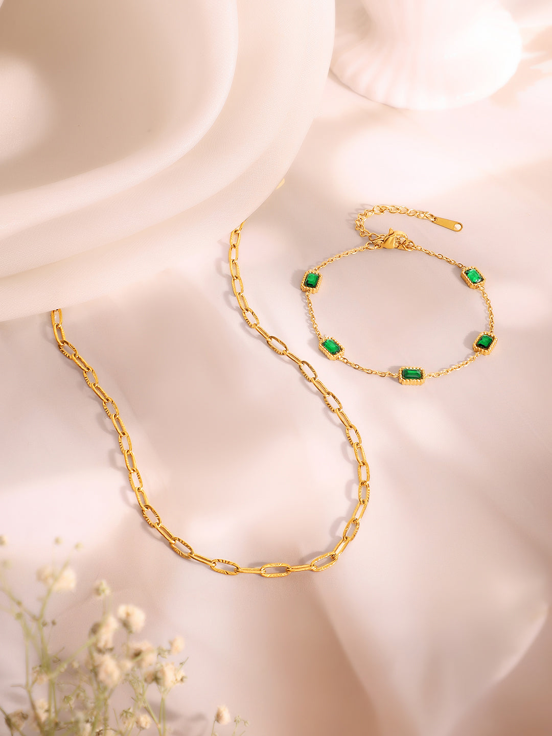 Demi Fine 18k Gold Plated Stainless Steel Paperclip Necklace With Emerald Crystal Bracelet Set フリーサイズ