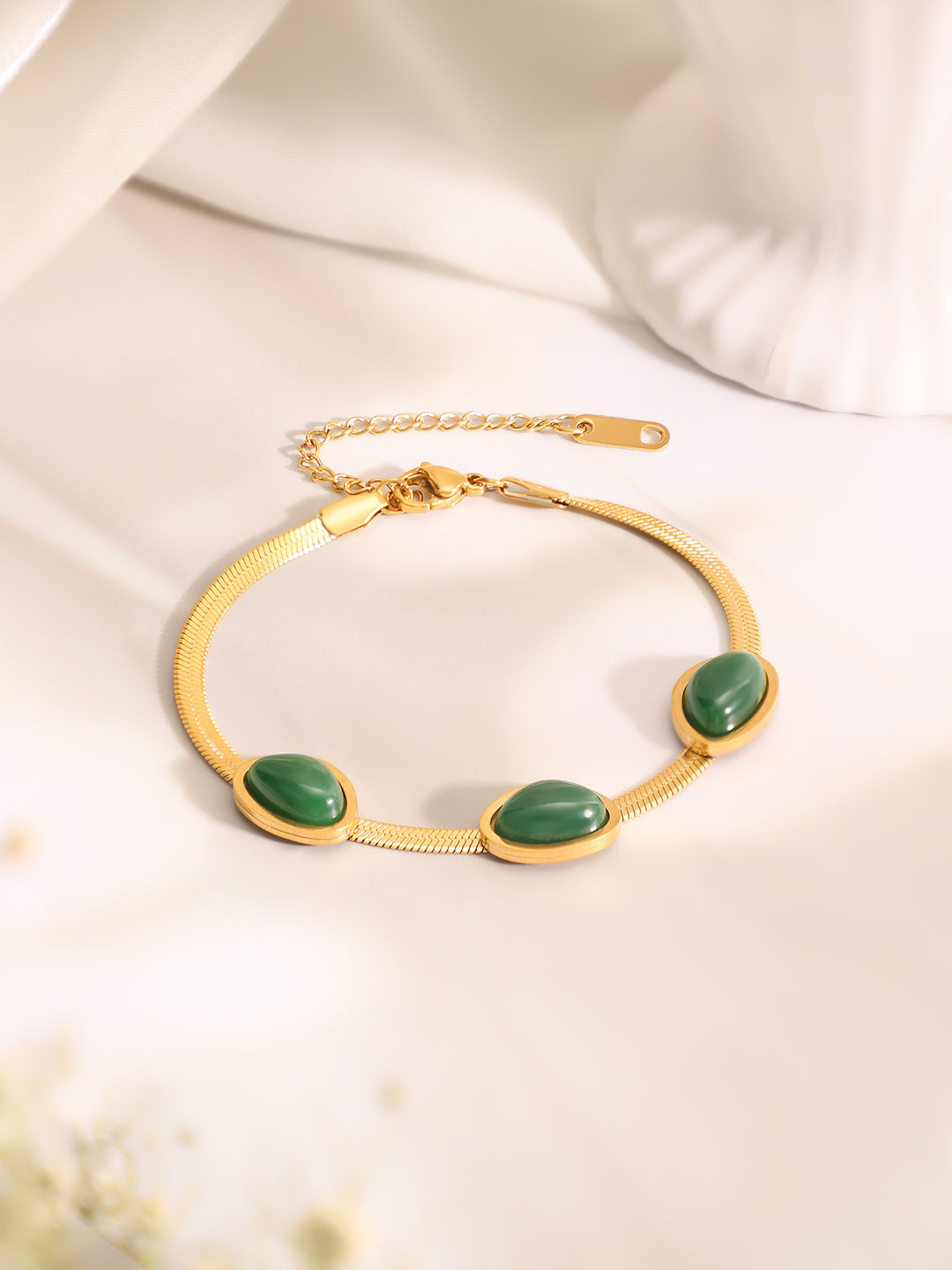 Demi Fine 18k Gold Toned Stainless Steel Snake Design Necklace With Emerald Green Statement Bracelet Set フリーサイズ