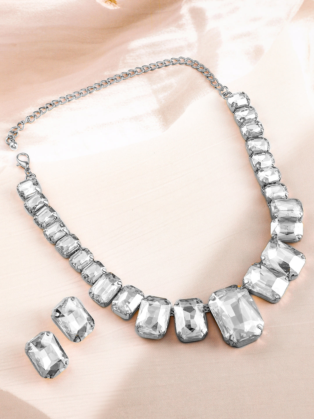 【Rubans】 White Bling Crystal Studded Necklace Set｜ホワイト ブリング クリスタル ネックレスセット