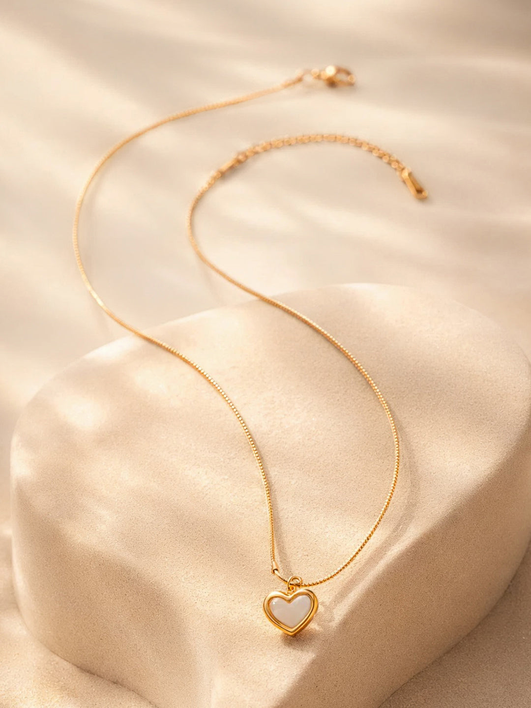 Demi Fine 18K Gold Plated Stainless steel Heart Charm Pendant Chain Necklace Length - 20 cm