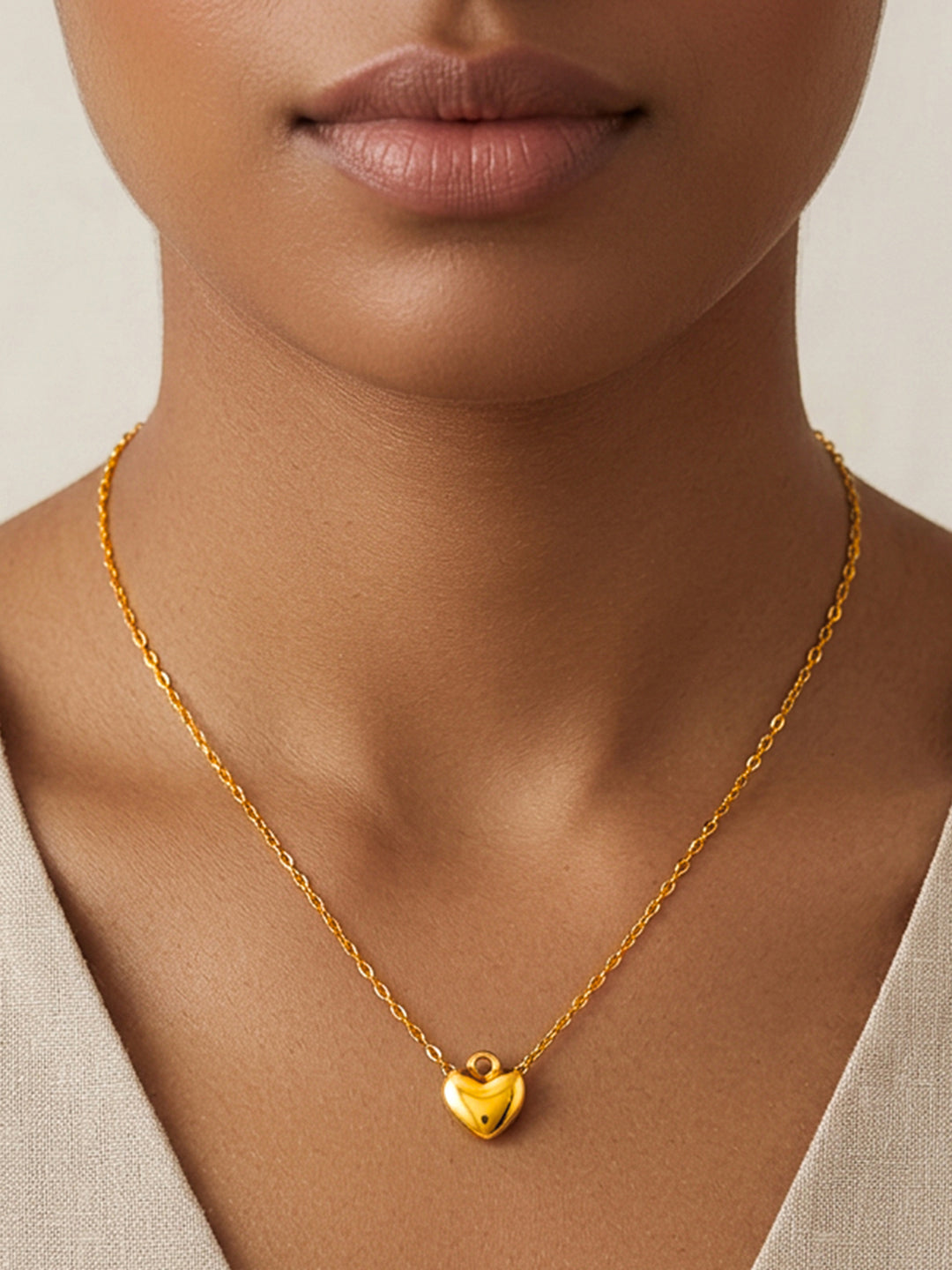 Demi Fine 18K Gold Plated Stainless steel Twisted Chain Heart Pendant Necklace Length - 21.5 cm