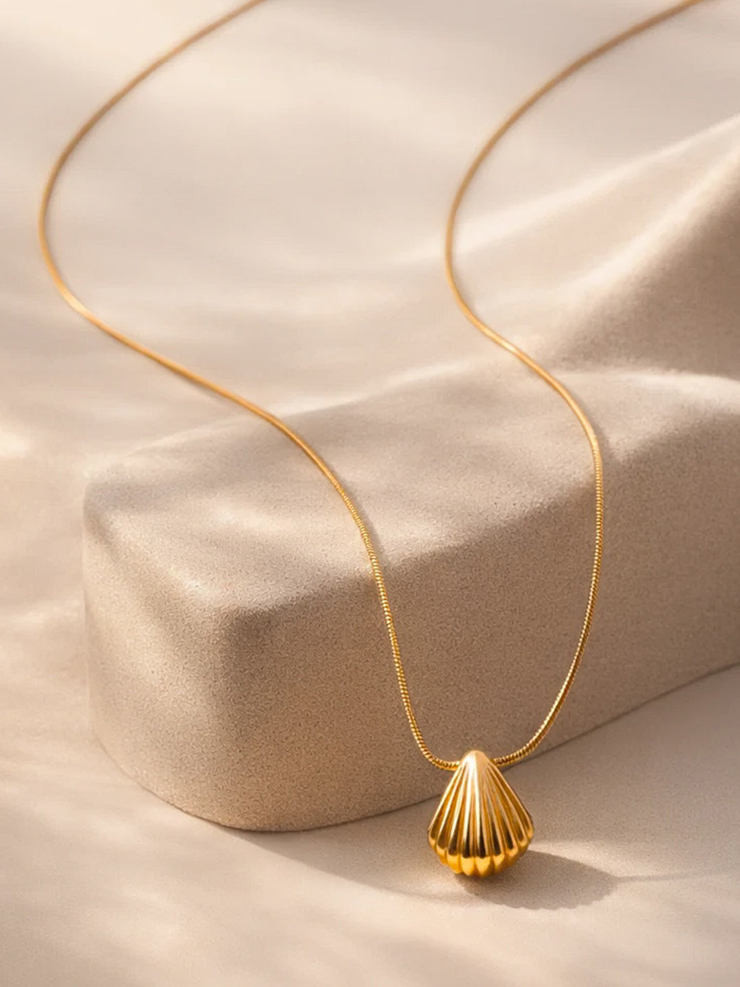 Demi Fine 18K Gold Plated Stainless steel Shell Pendant Snake Chain Necklace Length - 20.7 cm