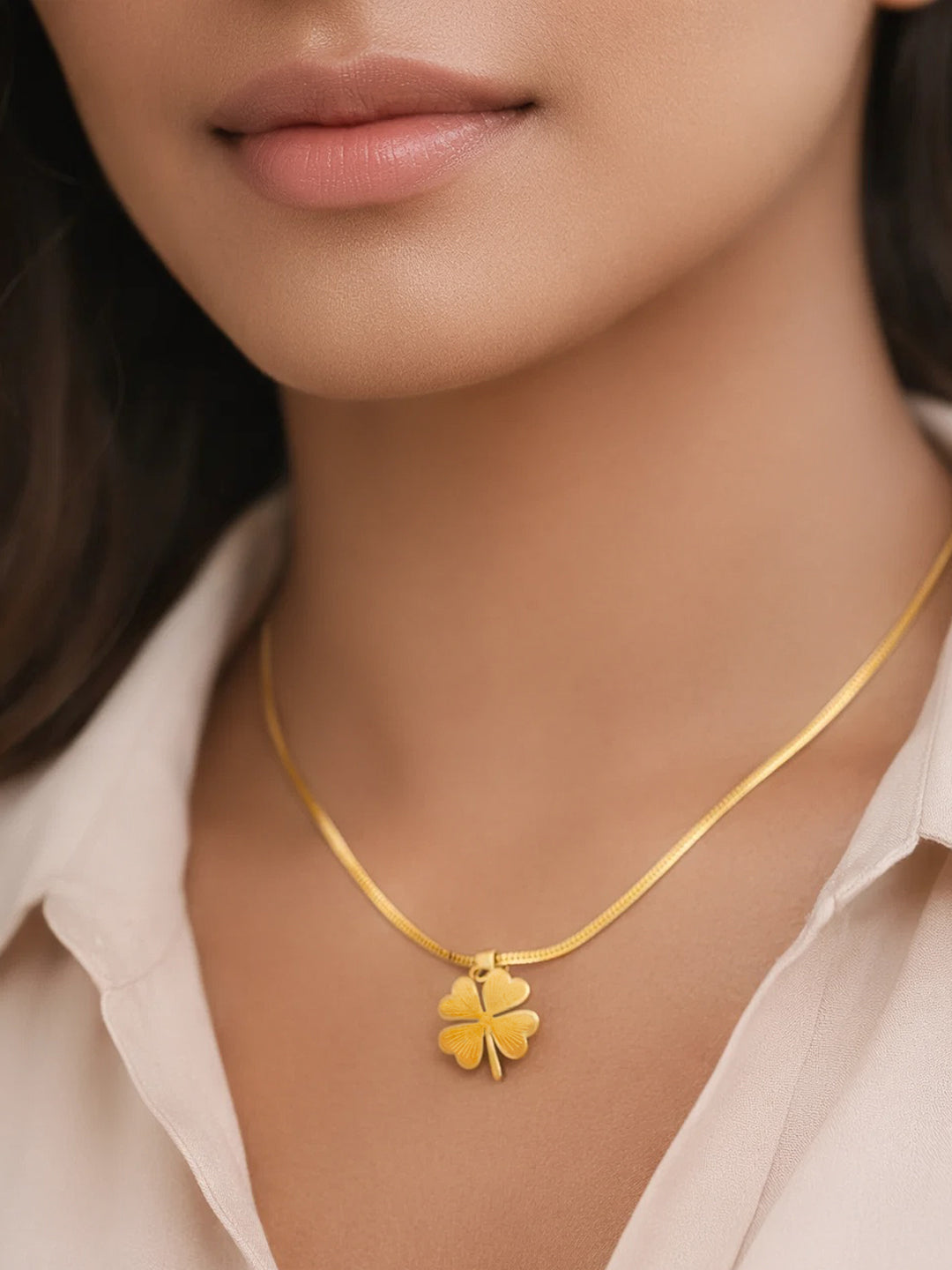 Demi Fine 18K Gold Plated Stainless steel Clover Pendant Snake Chain Necklace Length - 21 cm