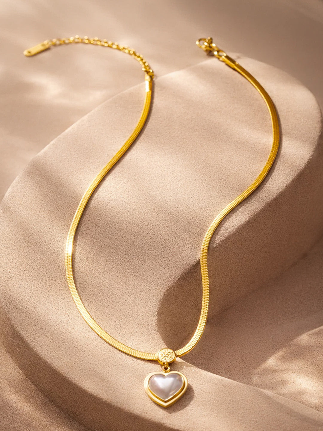 Demi Fine 18K Gold Plated Stainless steel Glossy Pearl Heart Pendent Necklace Length - 20.5 cm