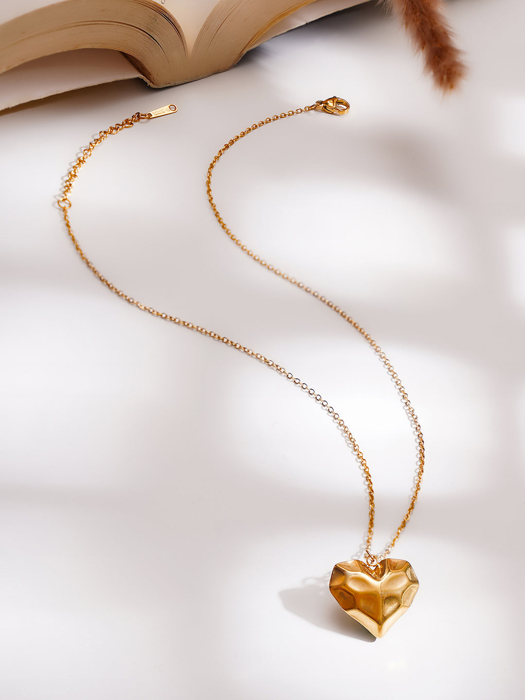 Demi Fine 18K Gold Plated Stainless steel Hammered Heart Pendant Necklace フリーサイズ