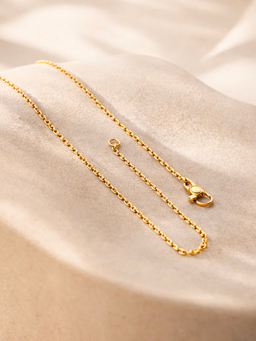 Demi Fine 18K Gold Plated Stainless steel Classic Disc M Pendant Necklace Length - 23.4 cm
