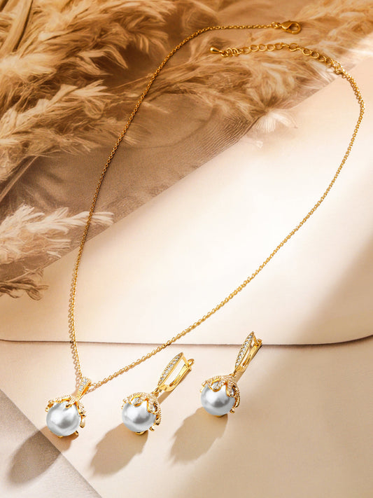 Modern Luxe Pearl Pendant Set Gold