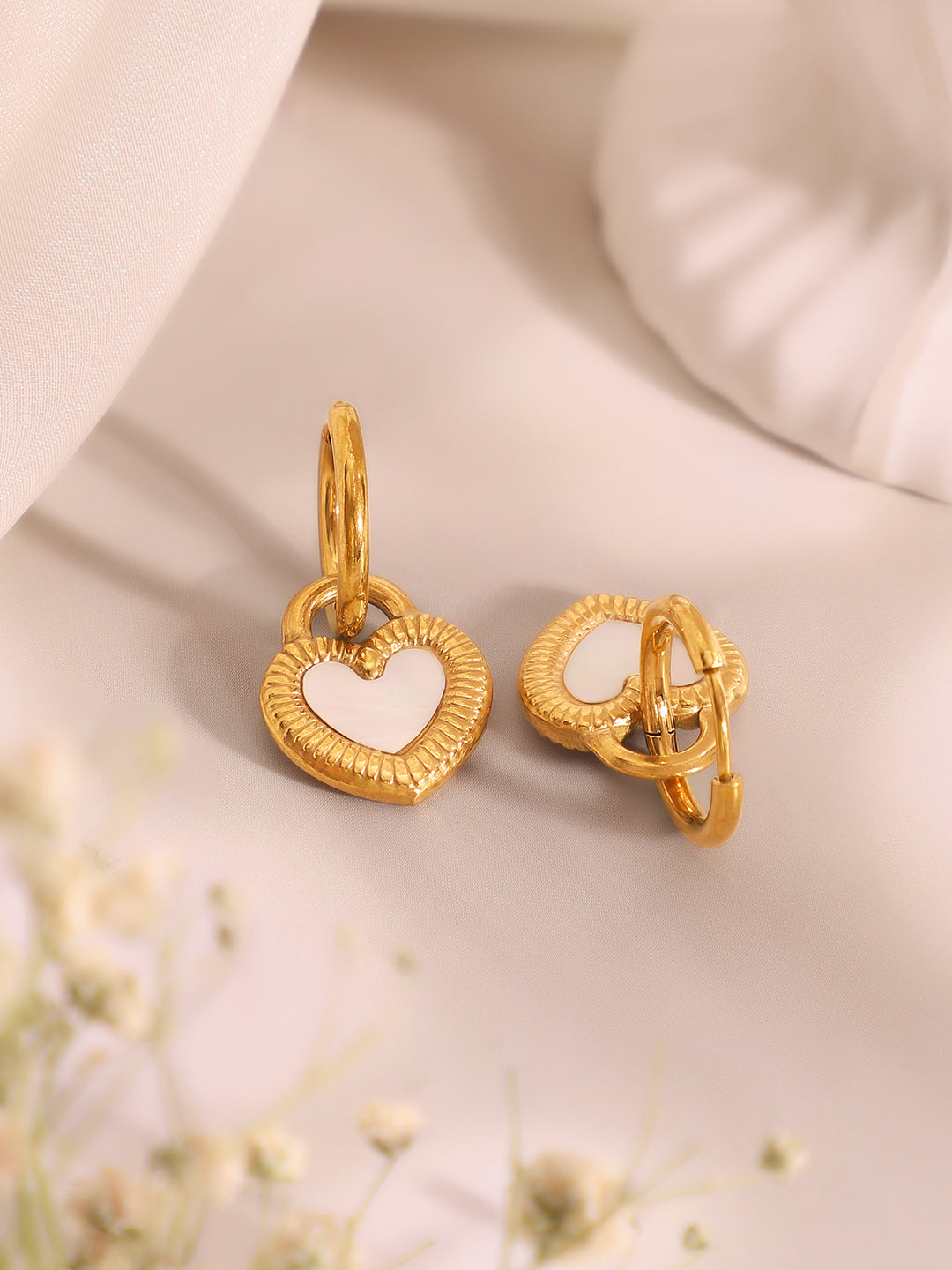Demi Fine 18k Gold Plated Stainless Steel Reversible Black Heart Pendant Necklace Set Necklace Length - 47 cm