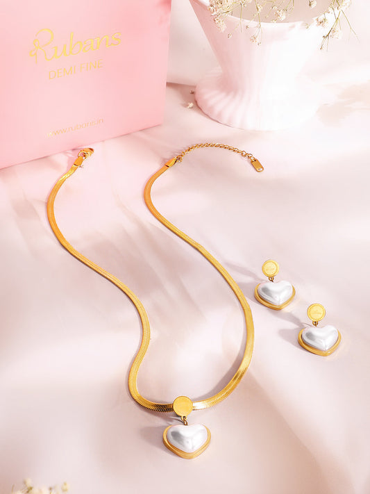 Demi Fine 18K Gold Plated Stainless Steel Pearl Heart Pendant Necklace Set Necklace Length - 44 cm