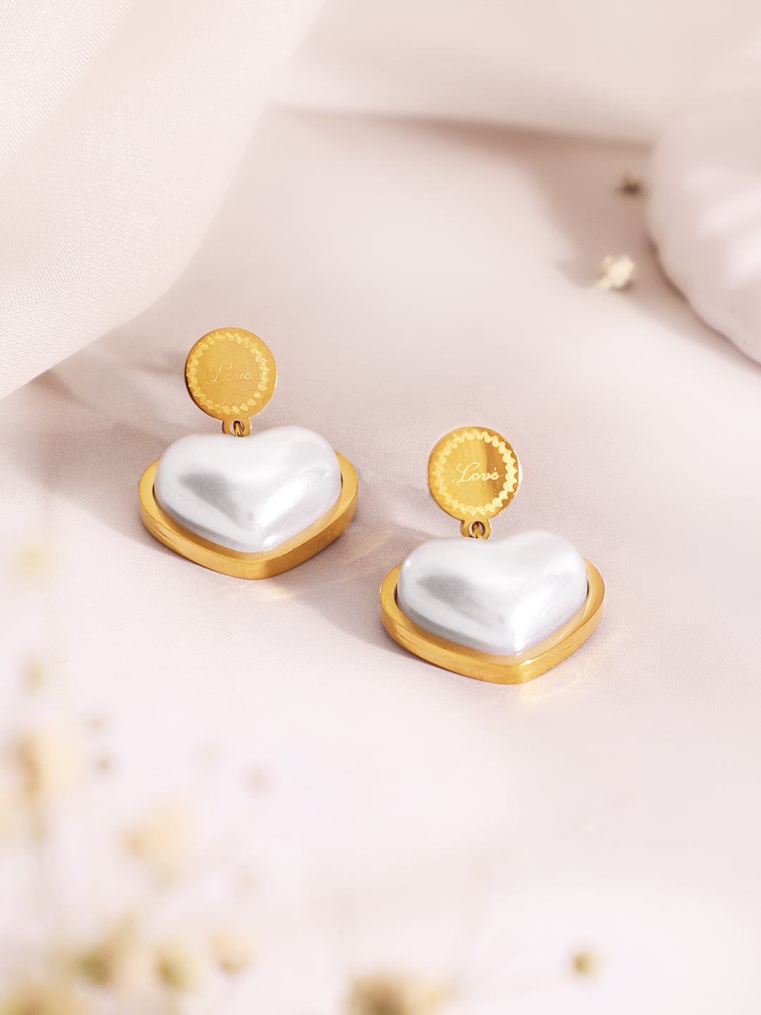 Demi Fine 18K Gold Plated Stainless Steel Pearl Heart Pendant Necklace Set Necklace Length - 44 cm