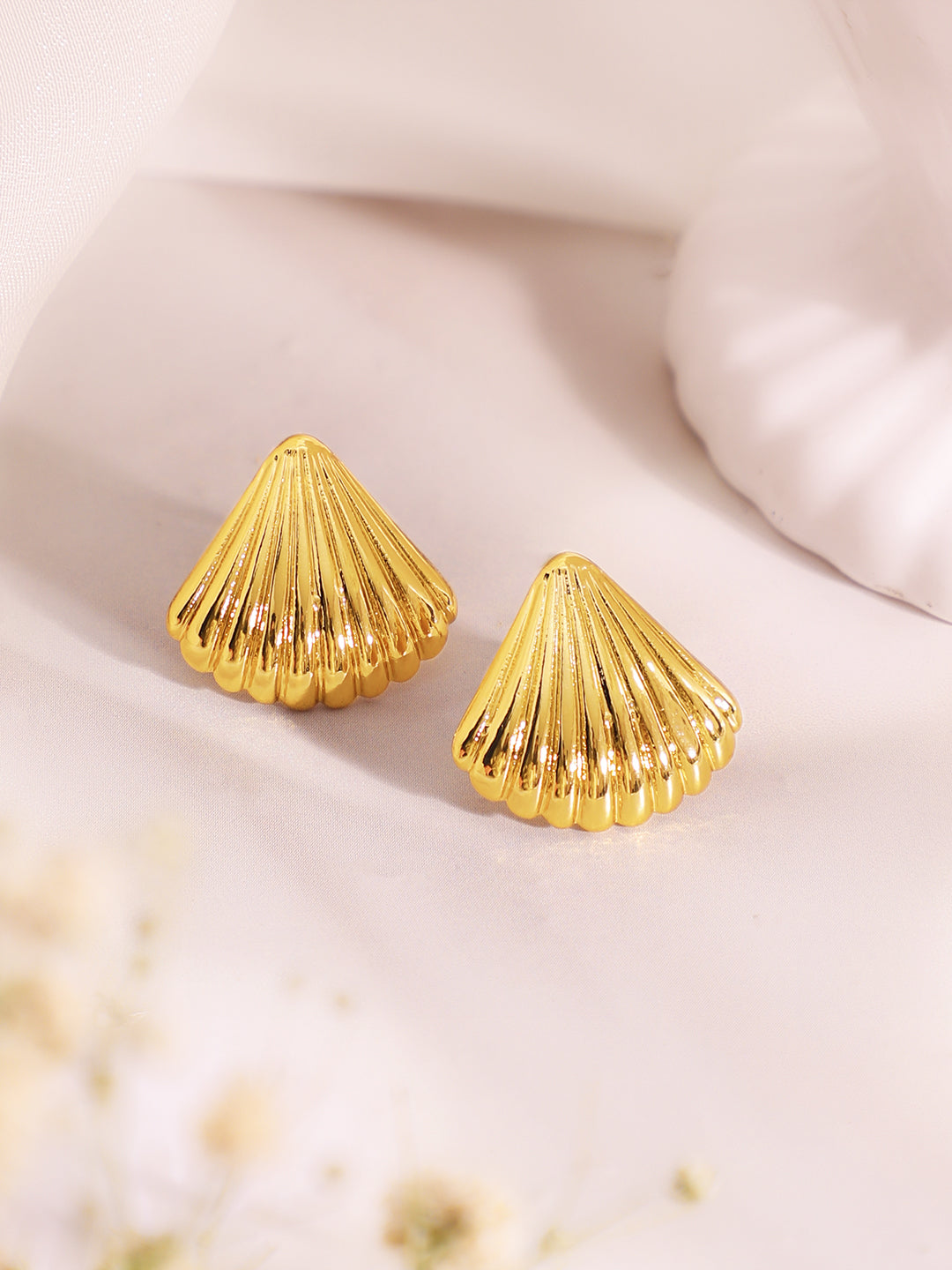 Demi Fine 18K Gold Plated Stainless Steel Shell Drop Pendant Set Necklace Length - 44.5 cm