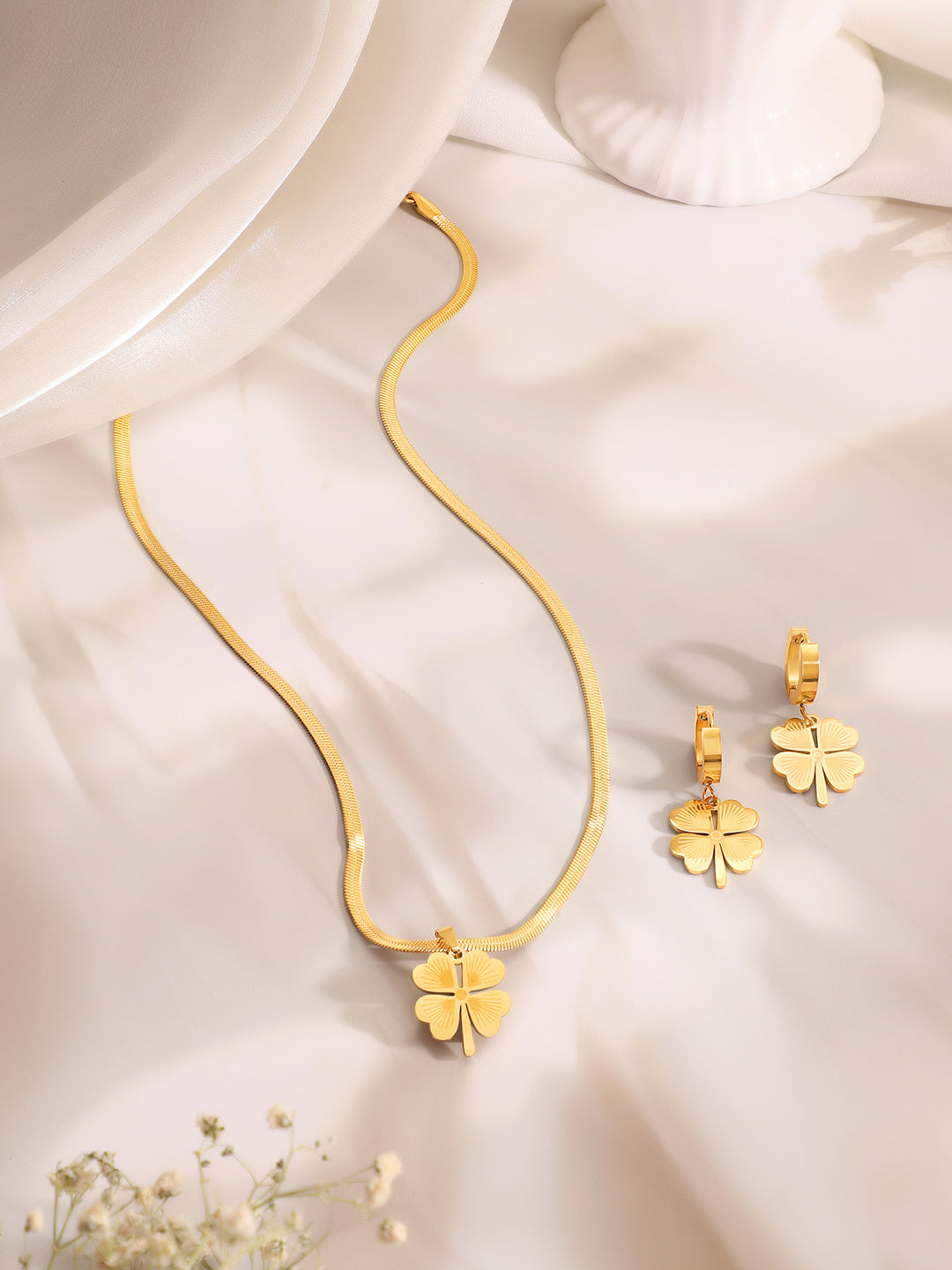 Demi Fine 18K Gold Plated Stainless Steel Floral Drop Pendant Set Necklace Length - 45.5 cm