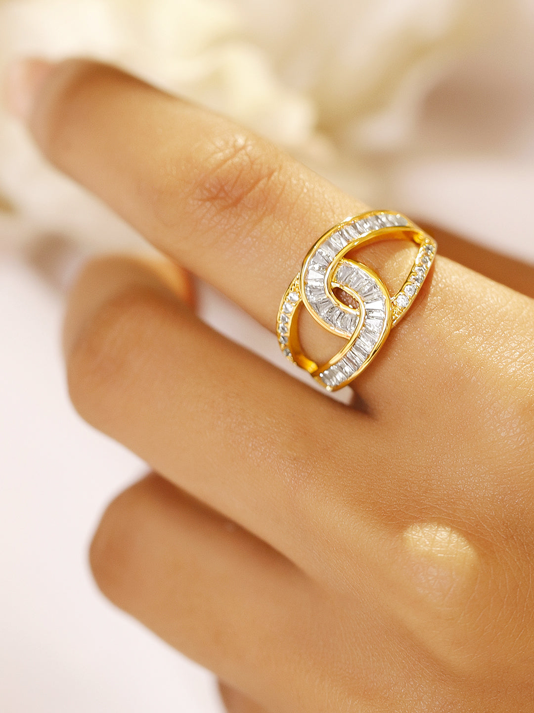 【Rubans】 18K Gold-Plated Linked Curve Design Cubic Zirconia Adjustable Finger Ring｜18K ゴールドメッキ リンクカーブ キュービックジルコニア アジャスタブルリング