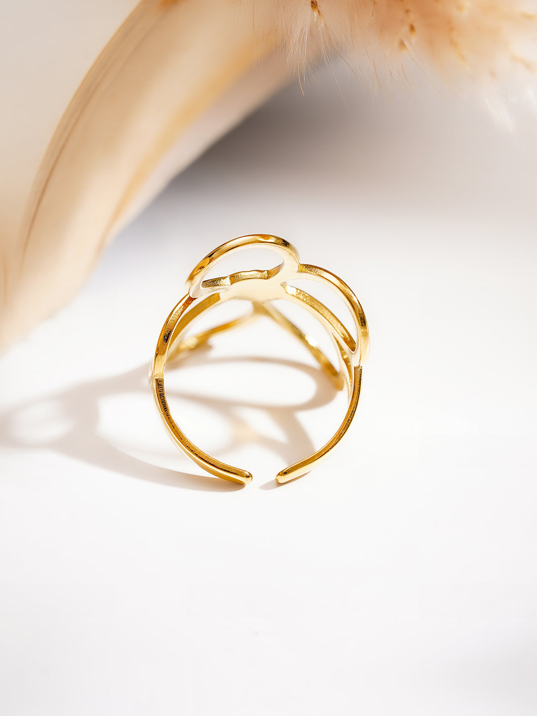 Demi Fine 18K Gold Plated Stainless steel Blooming Daisy Statement Ring Length - Adjustable
