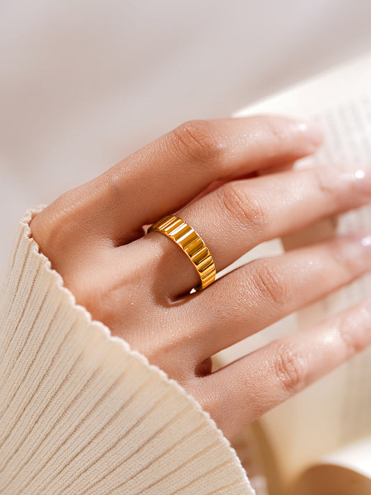 Demi Fine 18K Gold Plated Stainless steel Rhythm Line Band Ring Length - Regular