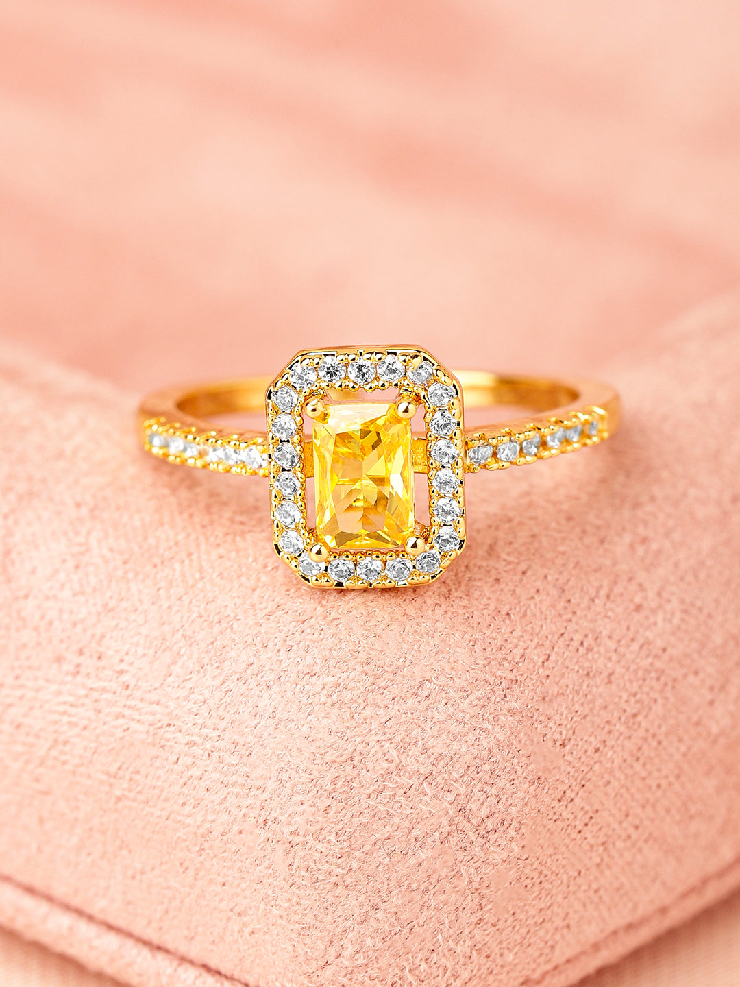 Yellow American Diamond Zirconia Ring Gold