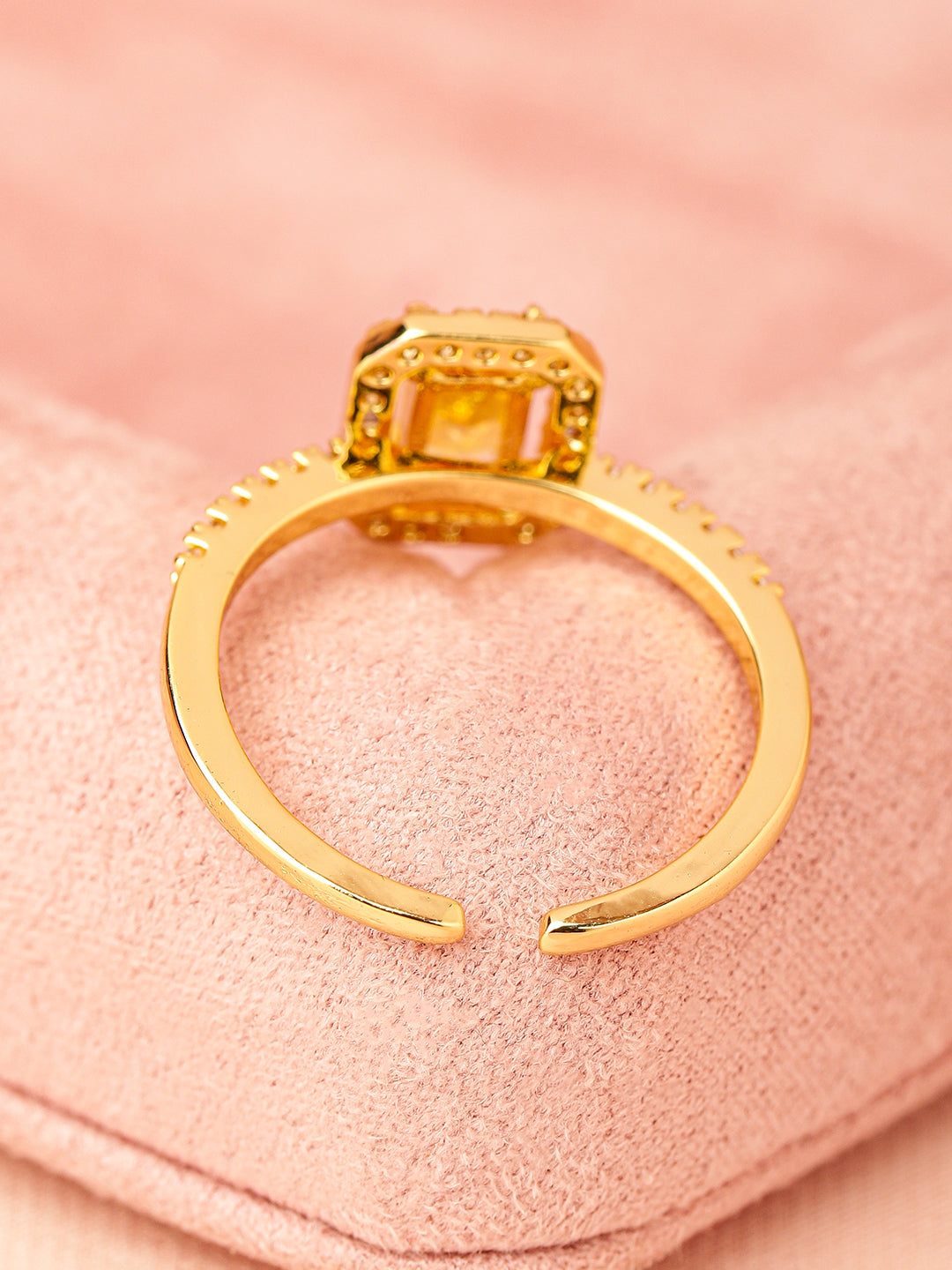 Yellow American Diamond Zirconia Ring Gold
