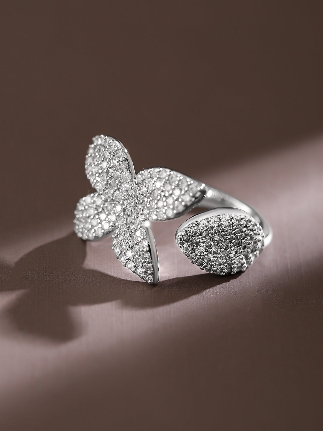 【Rubans】 Rhodium Plated Cubic Zirconia Studded Floral Openable Adjustable Statement Ring｜ロジウムメッキ キュービックジルコニア フローラル オープン アジャスタブル ステートメントリング