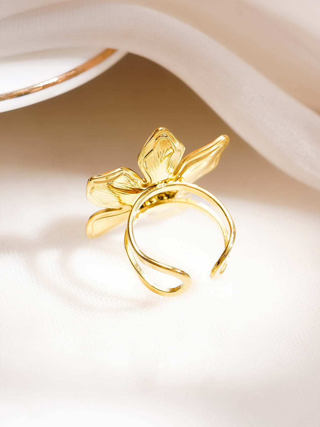 Demi Fine 18K Gold Plated Stainless Steel Floral Statement Ring フリーサイズ