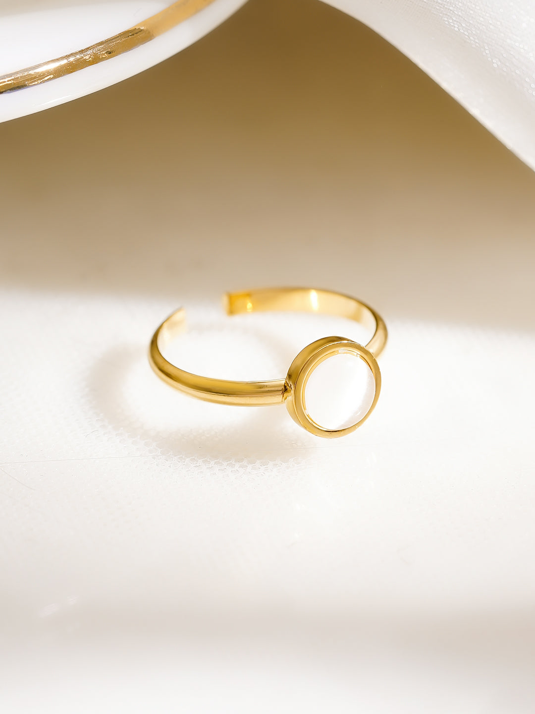 Demi Fine 18K Gold Plated Stainless Steel Mother of Pearl Open Ring フリーサイズ