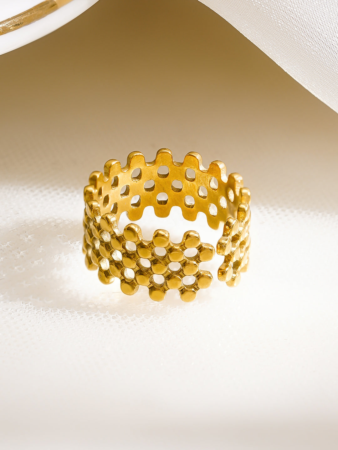 Demi Fine 18K Gold Plated Stainless Steel Honeycomb Open Ring フリーサイズ