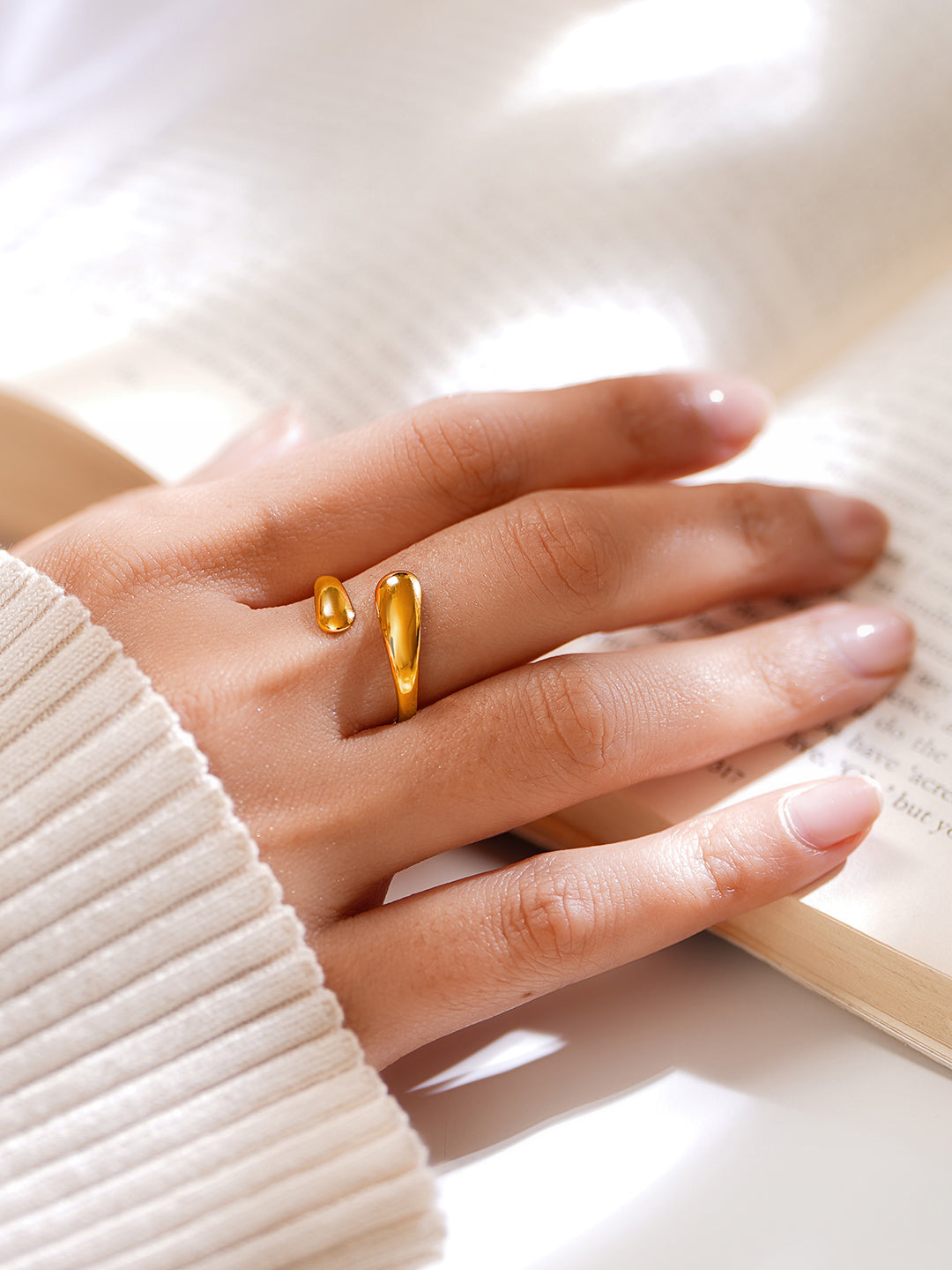 Demi Fine 18K Gold Plated Stainless steel Golden Flow Everyday Ring Length - 2 cm