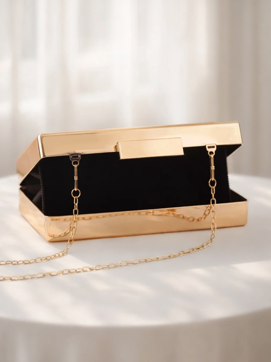 Golden Ribbed Luxe Evening Box Clutch フリーサイズ
